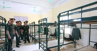 Xây dựng doanh trại chính quy ở vùng biên cương Đông Bắc của Tổ quốc
