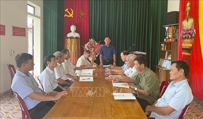 Xây dựng lá chắn tư tưởng từ cơ sở: Bài 2 - Chăm lo 'nguồn mạch', giữ vững trận địa tư tưởng Xây dựng lá chắn tư tưởng từ cơ sở: Bài 2 - Chăm lo 'nguồn mạch', giữ vững trận địa tư tưởng