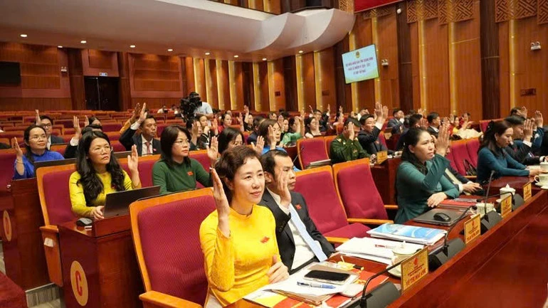 Xây dựng Quảng Ninh trở thành Trung tâm phát triển năng động của khu vực phía bắc Xây dựng Quảng Ninh trở thành Trung tâm phát triển năng động của khu vực phía bắc
