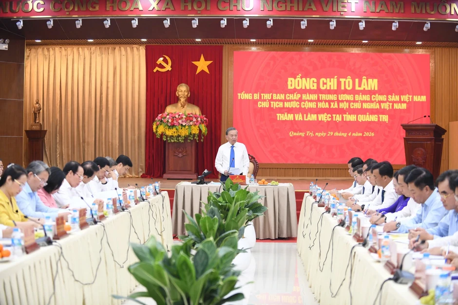 Xây dựng Quảng Trị là điểm đến hòa bình, tâm linh, hang động và biển đảo Xây dựng Quảng Trị là điểm đến hòa bình, tâm linh, hang động và biển đảo