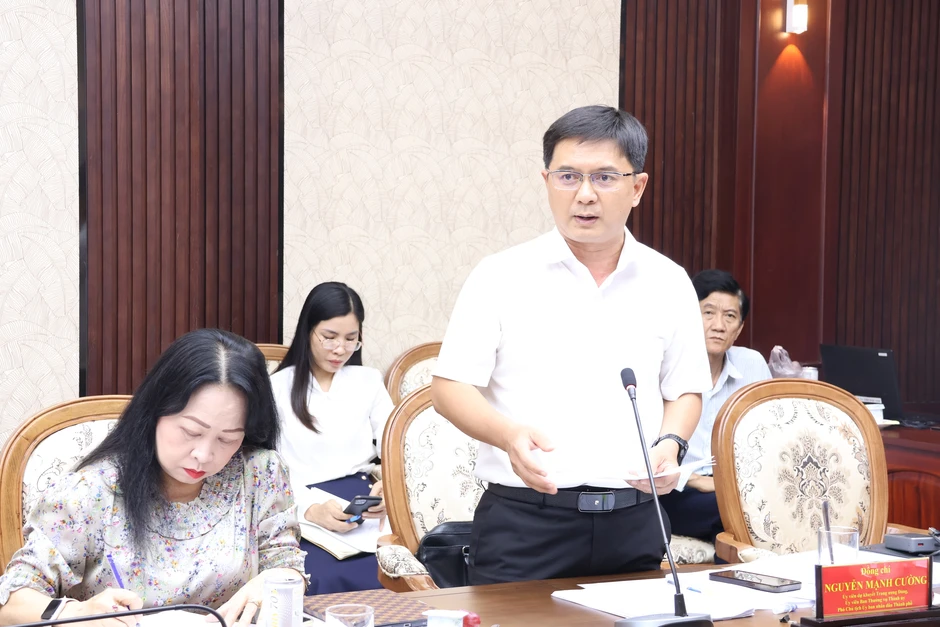 Xây trường lớp ở TPHCM: Chậm trễ phải làm rõ trách nhiệm Xây trường lớp ở TPHCM: Chậm trễ phải làm rõ trách nhiệm
