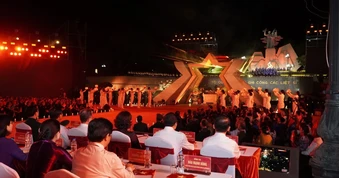 Xúc động cầu truyền hình “Sao sáng dẫn đường” tại Quảng Trị
