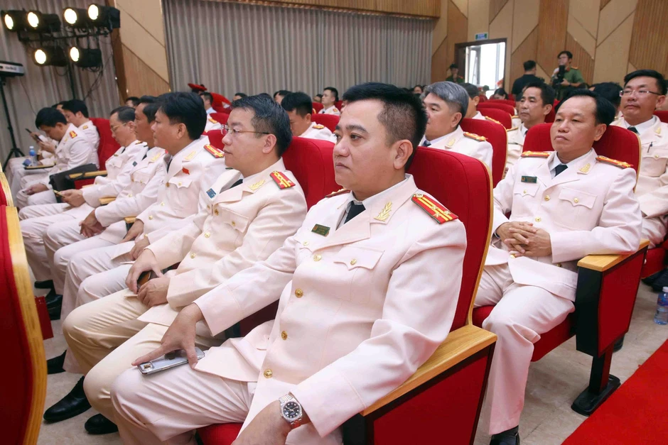 Xuyên suốt chặng đường 65 năm - một sứ mệnh Xuyên suốt chặng đường 65 năm - một sứ mệnh