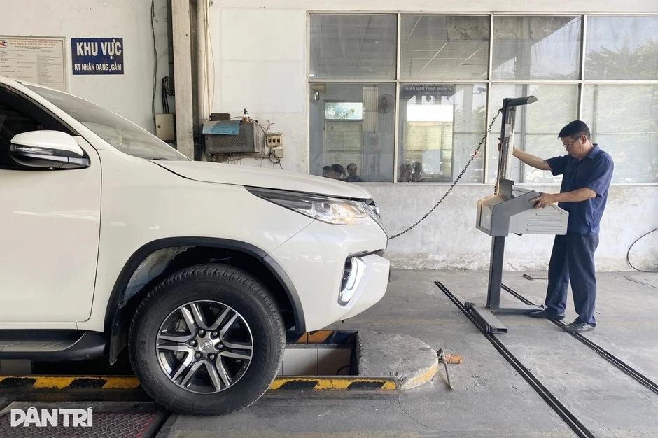 Yêu cầu gỡ vướng việc hạn chế chuyển giao công nghệ sản xuất, lắp ráp ô tô Yêu cầu gỡ vướng việc hạn chế chuyển giao công nghệ sản xuất, lắp ráp ô tô