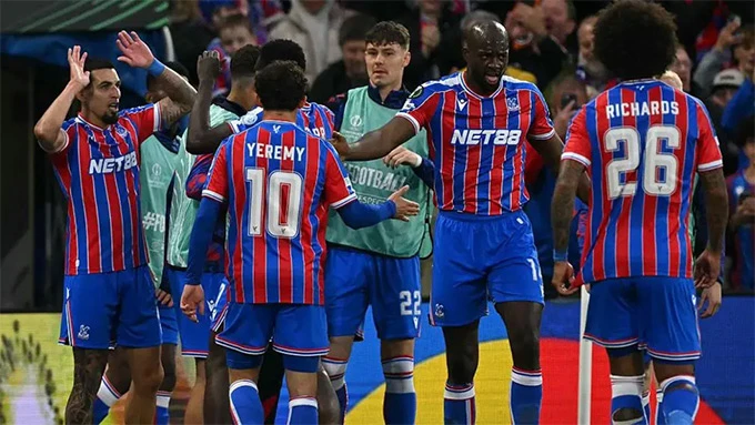 Crystal Palace và Vallecano viết cổ tích khi dắt tay nhau vào chung kết Conference League Crystal Palace và Vallecano viết cổ tích khi dắt tay nhau vào chung kết Conference League