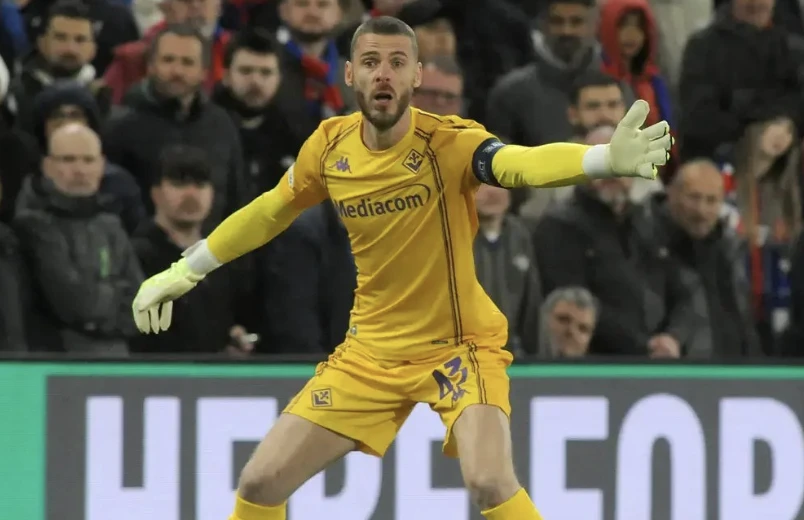 De Gea thua thảm 0-3 trong ngày tái ngộ Dean Henderson