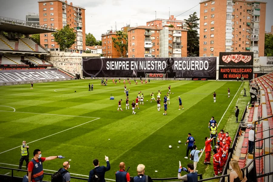 Khi Rayo Vallecano mang tinh thần khu phố ra chung kết châu Âu Khi Rayo Vallecano mang tinh thần khu phố ra chung kết châu Âu