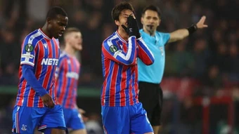 Lượt đi vòng 1/8 Conference League: Crystal Palace bị cầm hòa ngay trên sân nhà