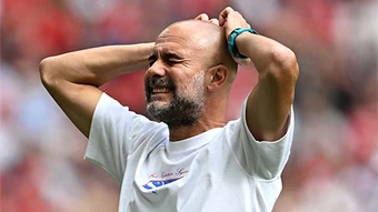 Sự tham lam của Pep Guardiola sẽ khiến Man City sụp đổ!