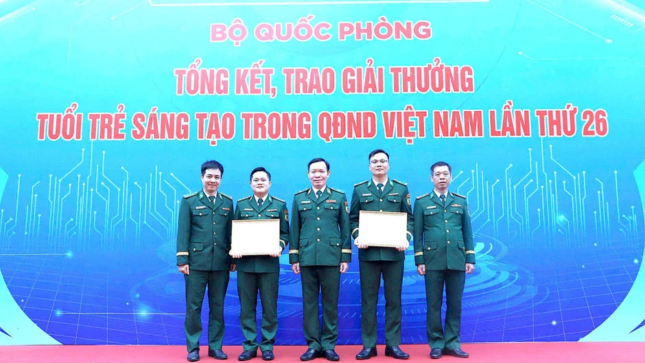 “Lửa sáng tạo” thắp lên từ ngọn sóng tiền tiêu Hòn Khoai