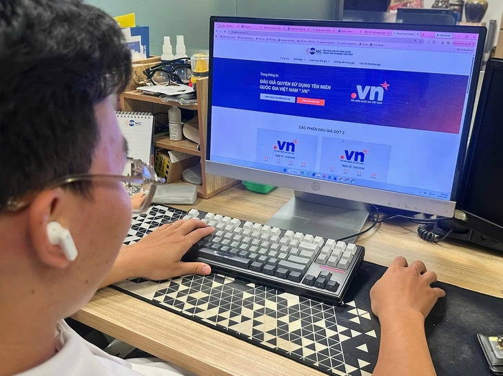 76 tên miền đặc biệt '.vn' chuẩn bị lên sàn đấu giá 76 tên miền đặc biệt '.vn' chuẩn bị lên sàn đấu giá