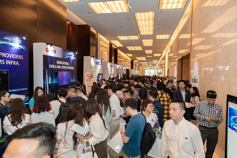 AI bùng nổ, trung tâm dữ liệu và điện toán đám mây bước vào giai đoạn tái định nghĩa