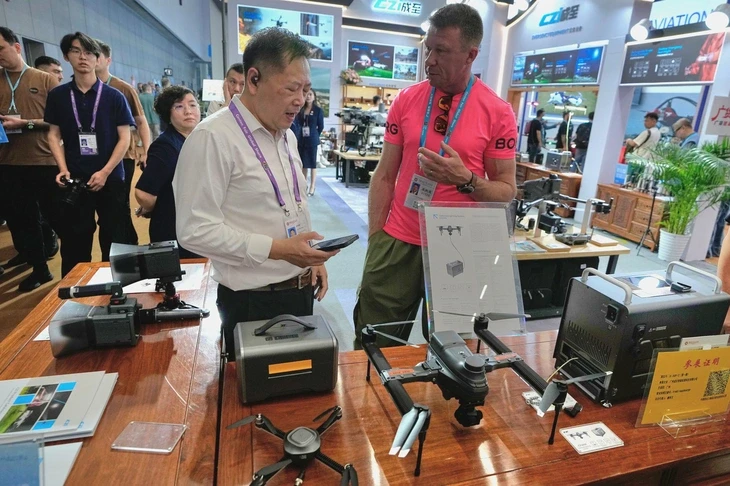 Bắc Kinh cấm mua bán, vận chuyển drone từ 1-5, vì sao? Bắc Kinh cấm mua bán, vận chuyển drone từ 1-5, vì sao?