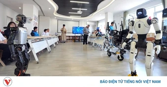 Bắc Kinh ra mắt trạm robot chăm sóc người cao tuổi thông minh đầu tiên thế giới