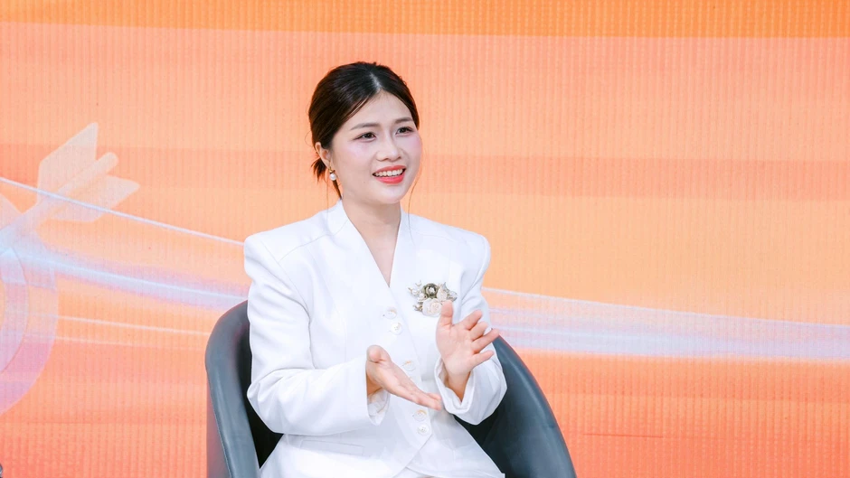 Bài học từ những người từng "rẽ hướng": 2K8 cần gì để không mất thời gian chọn lại?