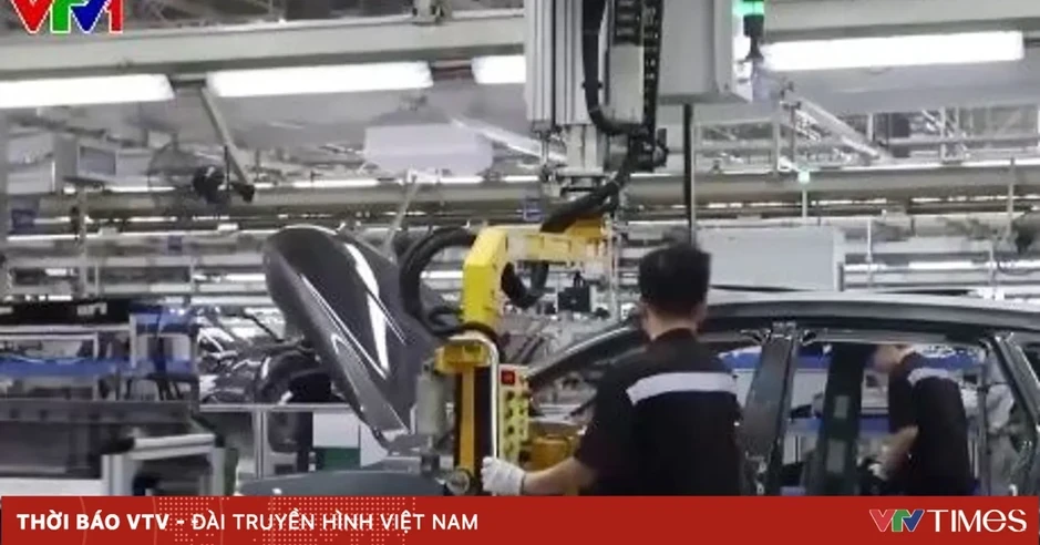 Bên trong nhà máy vận hành bằng robot thông minh ở Trung Quốc Bên trong nhà máy vận hành bằng robot thông minh ở Trung Quốc