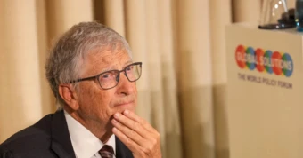 Bill Gates thừa nhận hai vụ ngoại tình?