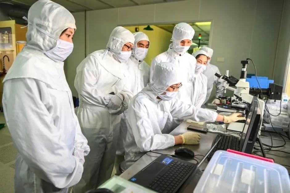 Bộ KH-CN kêu gọi doanh nghiệp, viện, trường đề xuất nhiệm vụ phát triển công nghệ chiến lược Bộ KH-CN kêu gọi doanh nghiệp, viện, trường đề xuất nhiệm vụ phát triển công nghệ chiến lược