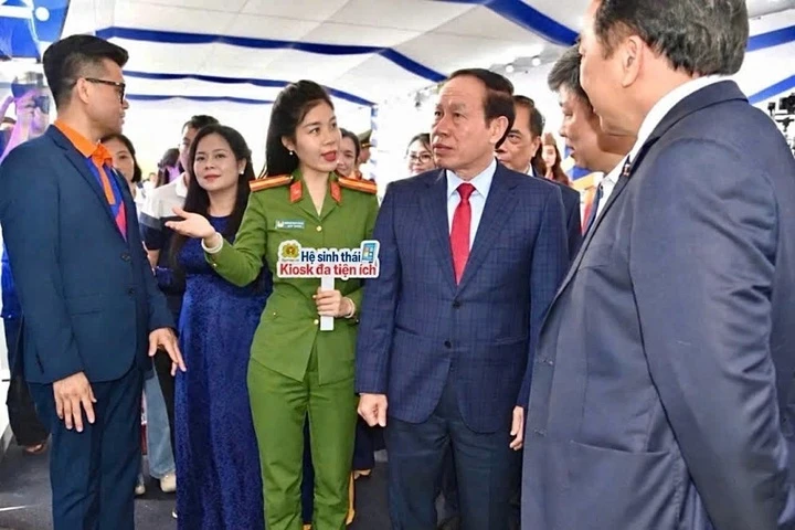 C06 mở rộng phổ cập kỹ năng số, đưa tiện ích số đến gần người dân C06 mở rộng phổ cập kỹ năng số, đưa tiện ích số đến gần người dân