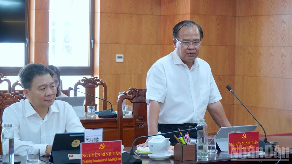 Cà Mau đẩy mạnh chuyển đổi số, đột phá công nghệ để định hình tương lai Cà Mau đẩy mạnh chuyển đổi số, đột phá công nghệ để định hình tương lai