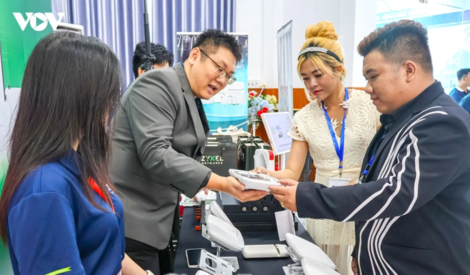 Cà Mau ra mắt “Câu lạc bộ Niềm tin số” – lan tỏa thông tin tích cực Cà Mau ra mắt “Câu lạc bộ Niềm tin số” – lan tỏa thông tin tích cực