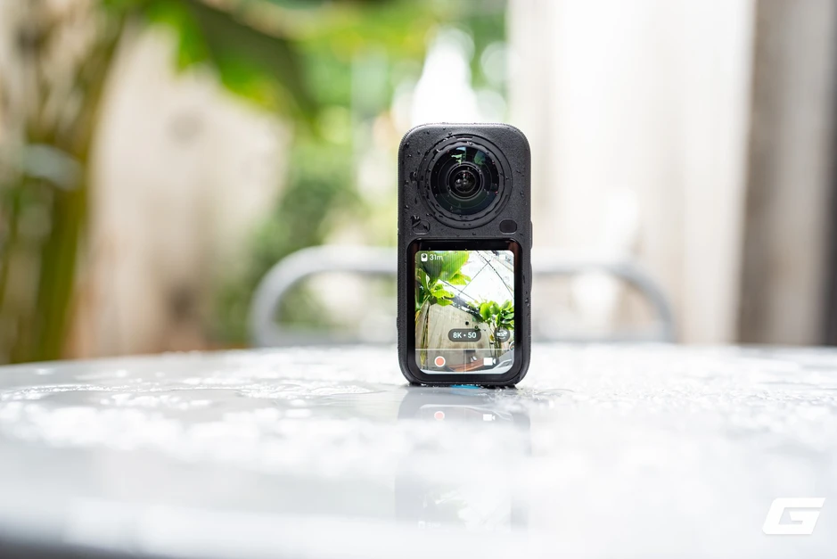 Cận cảnh Insta360 X6: Gọn hơn, mạnh hơn đã đành, lại còn có cả AI dựng video trực tiếp Cận cảnh Insta360 X6: Gọn hơn, mạnh hơn đã đành, lại còn có cả AI dựng video trực tiếp
