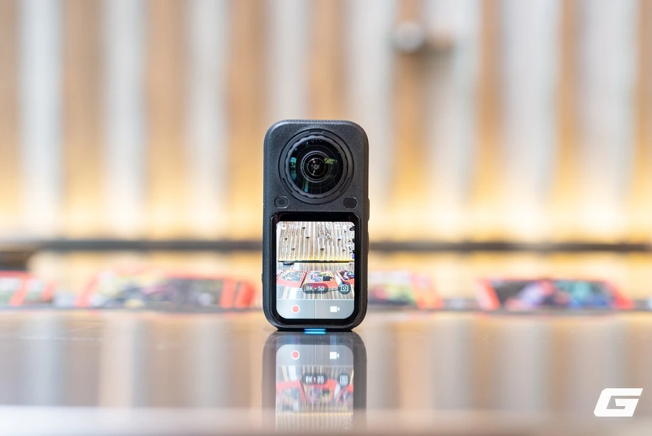 Cận cảnh Insta360 X6: Gọn hơn, mạnh hơn đã đành, lại còn có cả AI dựng video trực tiếp Cận cảnh Insta360 X6: Gọn hơn, mạnh hơn đã đành, lại còn có cả AI dựng video trực tiếp