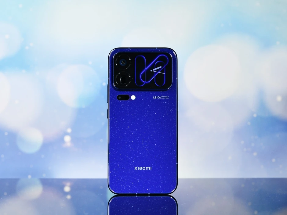 Cận cảnh Xiaomi 18 Pro Max phiên bản được sếp Xiaomi thích nhất Cận cảnh Xiaomi 18 Pro Max phiên bản được sếp Xiaomi thích nhất