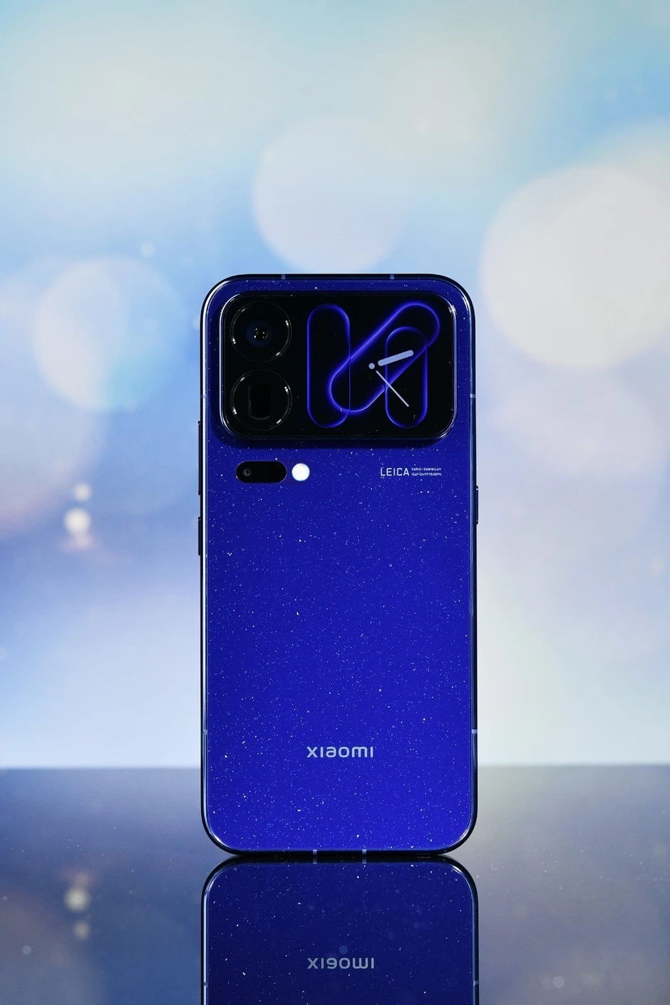 Cận cảnh Xiaomi 18 Pro Max phiên bản được sếp Xiaomi thích nhất Cận cảnh Xiaomi 18 Pro Max phiên bản được sếp Xiaomi thích nhất