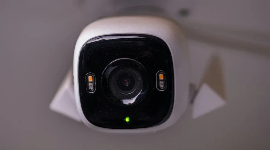 Cảnh báo khẩn cấp đến với các gia đình đang lắp camera an ninh trong nhà Cảnh báo khẩn cấp đến với các gia đình đang lắp camera an ninh trong nhà