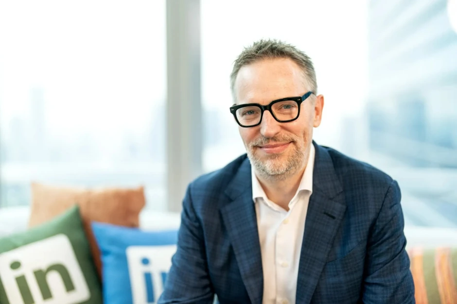CEO LinkedIn điểm mặt 5 kỹ năng sinh tồn AI không thể ‘cướp’ từ con người CEO LinkedIn điểm mặt 5 kỹ năng sinh tồn AI không thể ‘cướp’ từ con người