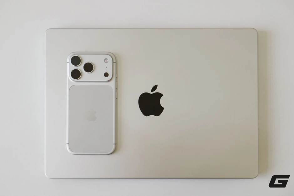 Chỉ một điểm này thôi cũng đủ khiến iPhone 18 Pro màu Bạc đẹp hơn hẳn phiên bản tiền nhiệm Chỉ một điểm này thôi cũng đủ khiến iPhone 18 Pro màu Bạc đẹp hơn hẳn phiên bản tiền nhiệm