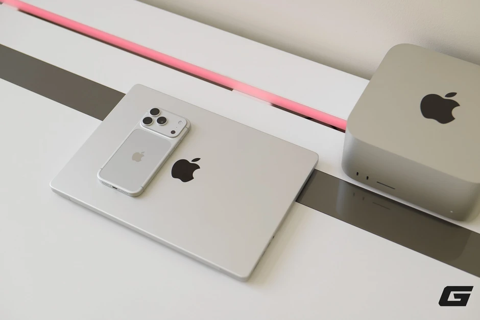 Chỉ một điểm này thôi cũng đủ khiến iPhone 18 Pro màu Bạc đẹp hơn hẳn phiên bản tiền nhiệm Chỉ một điểm này thôi cũng đủ khiến iPhone 18 Pro màu Bạc đẹp hơn hẳn phiên bản tiền nhiệm