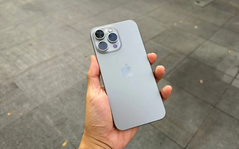 Chiếc iPhone cũ đáng mua nhất năm 2026 Chiếc iPhone cũ đáng mua nhất năm 2026