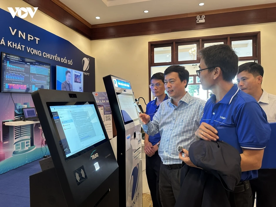 Chuyển đổi số, đòn bẩy nâng cao năng lực cạnh tranh của Đắk Lắk Chuyển đổi số, đòn bẩy nâng cao năng lực cạnh tranh của Đắk Lắk