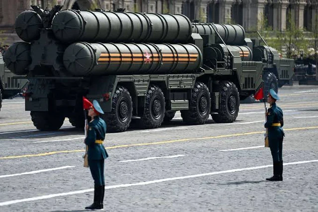 Chuyên gia: "Ai làm sai người đấy chịu, miễn là đừng chĩa S-400 ngược về phía Nga" Chuyên gia: "Ai làm sai người đấy chịu, miễn là đừng chĩa S-400 ngược về phía Nga"