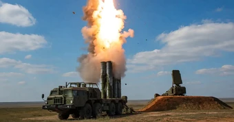 Chuyên gia: "Ai làm sai người đấy chịu, miễn là đừng chĩa S-400 ngược về phía Nga"