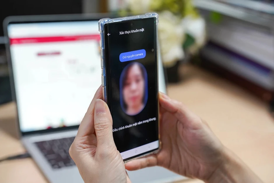 Công an chỉ rõ chiêu lừa đảo sinh trắc học từ camera điện thoại, chiếm đoạt tiền trong tài khoản ngân hàng Công an chỉ rõ chiêu lừa đảo sinh trắc học từ camera điện thoại, chiếm đoạt tiền trong tài khoản ngân hàng