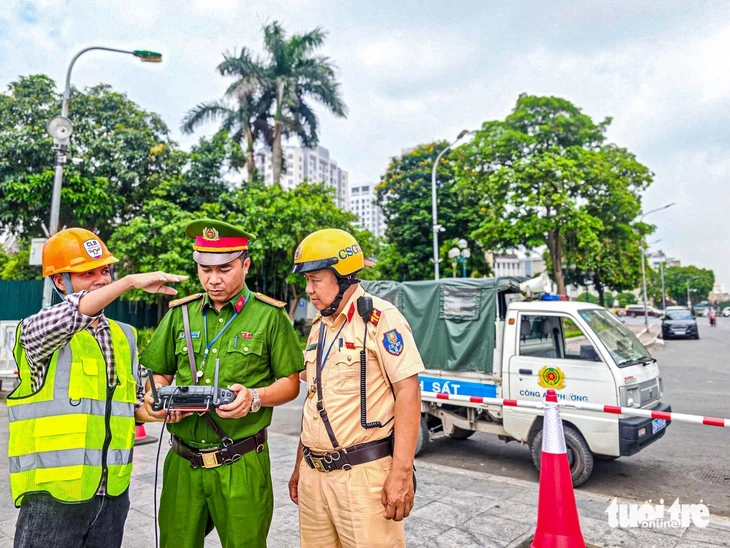 Công an Hà Nội thử nghiệm UAV giám sát an ninh trật tự từ trên không