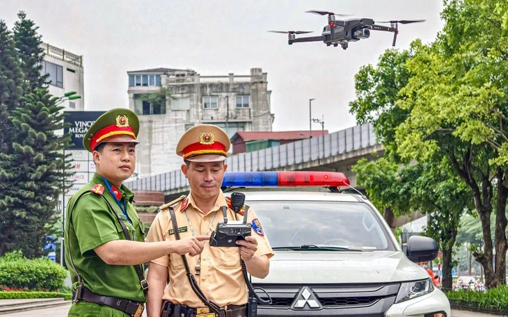 Công an Hà Nội thử nghiệm UAV giám sát an ninh trật tự từ trên không
