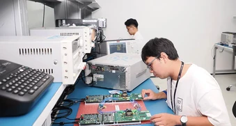 Công nghiệp bán dẫn: Làm chủ từ nghiên cứu đến kiểm thử