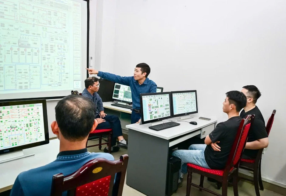 Đa dạng hóa các nguồn lực khoa học Đa dạng hóa các nguồn lực khoa học