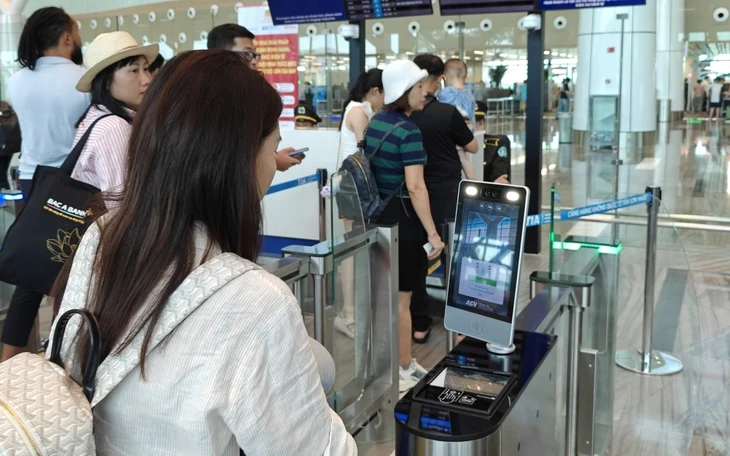 Đà Nẵng chấm điểm lãnh đạo về lĩnh vực khoa học công nghệ, chuyển đổi số Đà Nẵng chấm điểm lãnh đạo về lĩnh vực khoa học công nghệ, chuyển đổi số