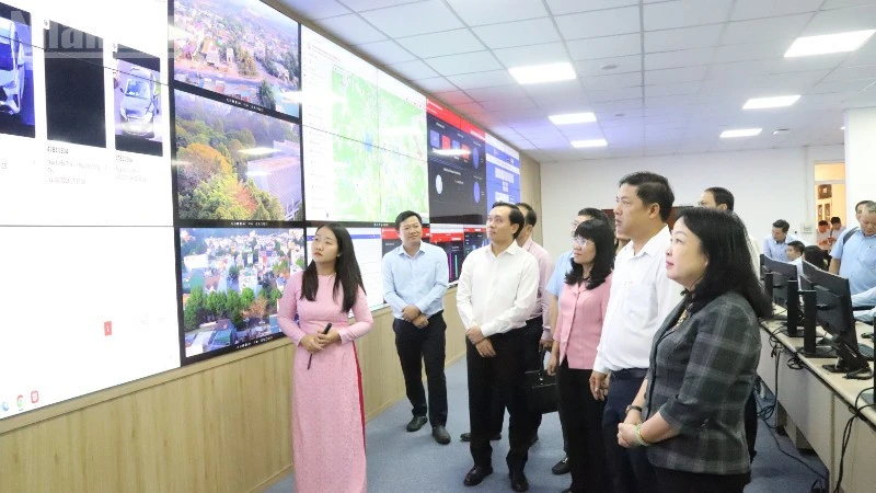 Đắk Lắk phát động phong trào “Bình dân học vụ số” năm 2026 và ra mắt Trung tâm dữ liệu tỉnh