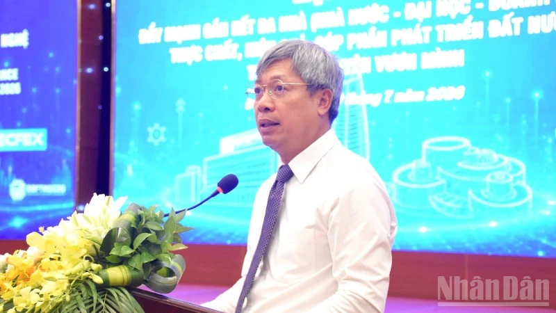 Đẩy mạnh hợp tác giữa Nhà nước-Nhà trường-Doanh nghiệp vì mục tiêu phát triển bền vững Đẩy mạnh hợp tác giữa Nhà nước-Nhà trường-Doanh nghiệp vì mục tiêu phát triển bền vững