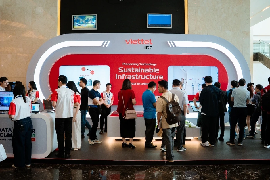 DCCI Summit 2026: Nhìn AI theo một chuỗi hạ tầng liên thông DCCI Summit 2026: Nhìn AI theo một chuỗi hạ tầng liên thông