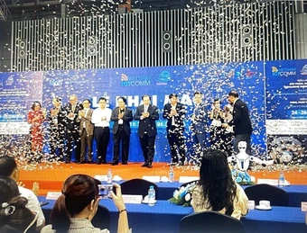 Doanh nghiệp vận hành trên nền tảng AI – Tương lai của chuyển đổi số