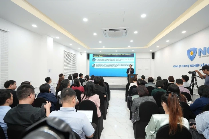 Dữ liệu cá nhân là 'mỏ vàng' mà 30 loại hình tội phạm nhắm tới Dữ liệu cá nhân là 'mỏ vàng' mà 30 loại hình tội phạm nhắm tới