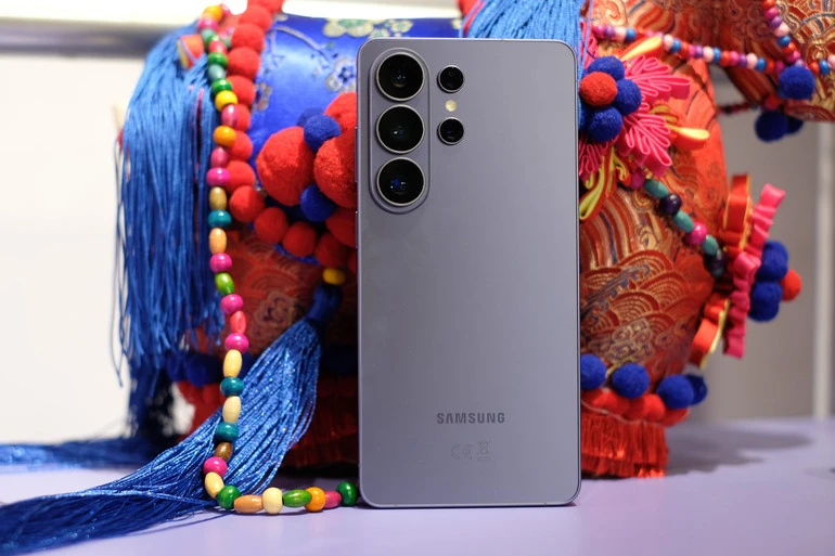 Galaxy S26: Khi Samsung định nghĩa lại “AI Phone tích hợp” từ phần cứng Galaxy S26: Khi Samsung định nghĩa lại “AI Phone tích hợp” từ phần cứng