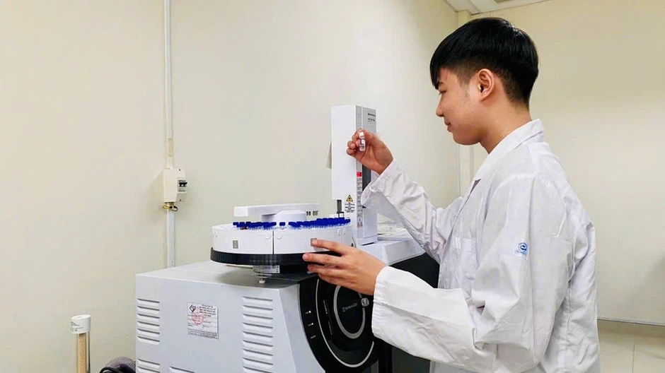 Gắn kết nghiên cứu với đào tạo Gắn kết nghiên cứu với đào tạo
